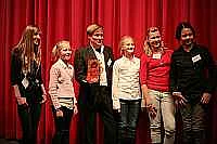 Gruppenbild der Sieger mit Jury