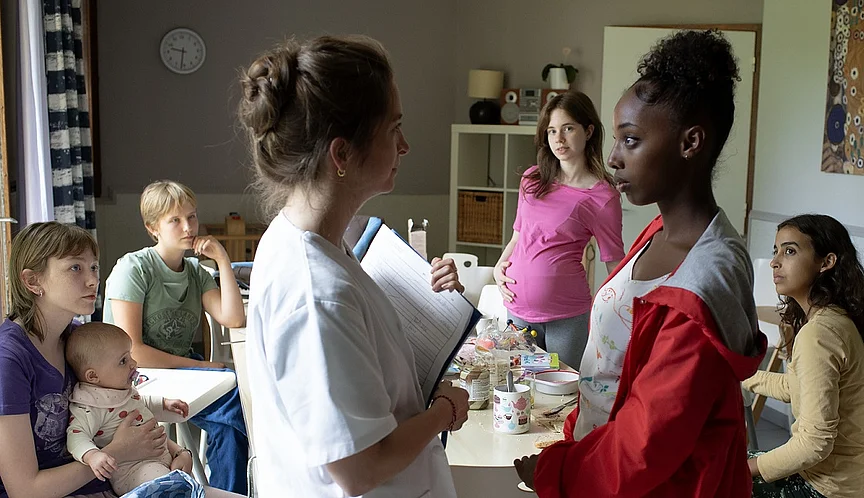 Junge M&uuml;tter, (c) Christine Plenus; Wild Bunch Germany 2026