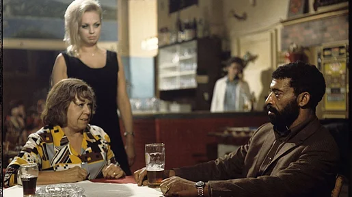 Link zum FilmTipp Angst essen Seele auf