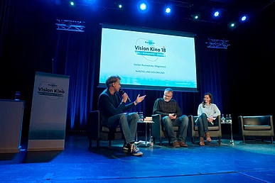 Abschlussrunde mit Stefan Ruzowitzky und Lydia Elmer im Gespr&auml;ch mit Matthias Elwardt auf der B&uuml;hne