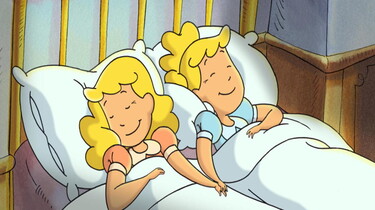 Szenenbild des Animationsfilms: Liese und Lott schlafend und lächelnd im Bett