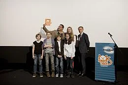 Gruppenfoto Sieger mit Kinderjury