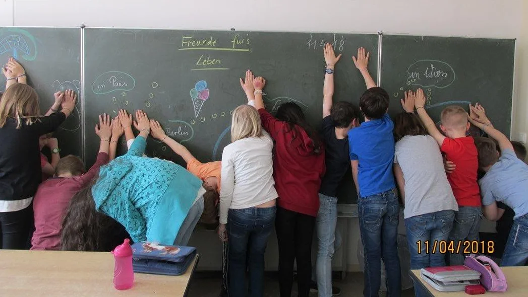 Die Klasse mit Freundschaftsb&auml;ndern: Freunde f&uuml;rs Leben