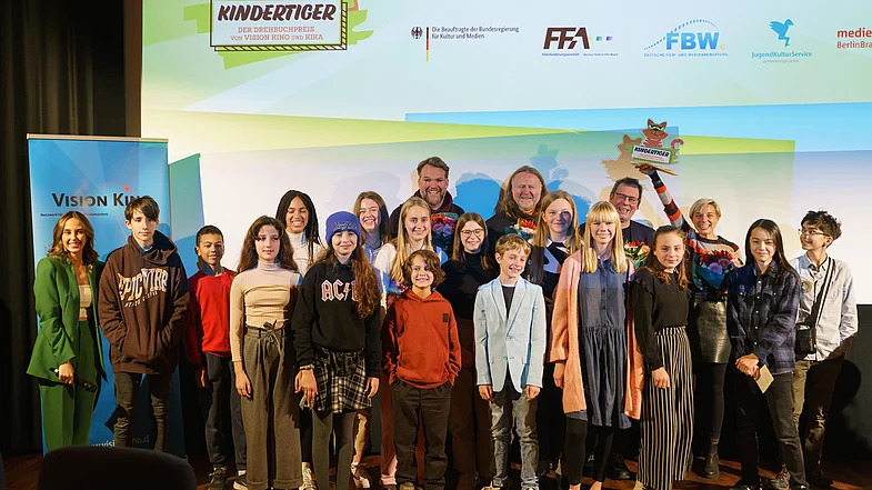 Alle Autor*innen und Jury-Kinder